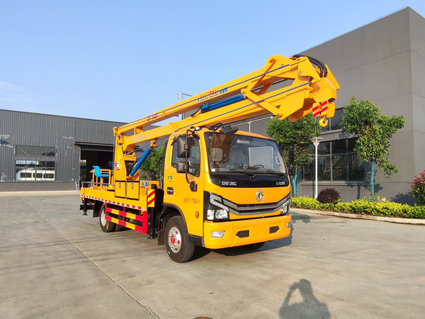 東風19.6米高空作業(yè)車