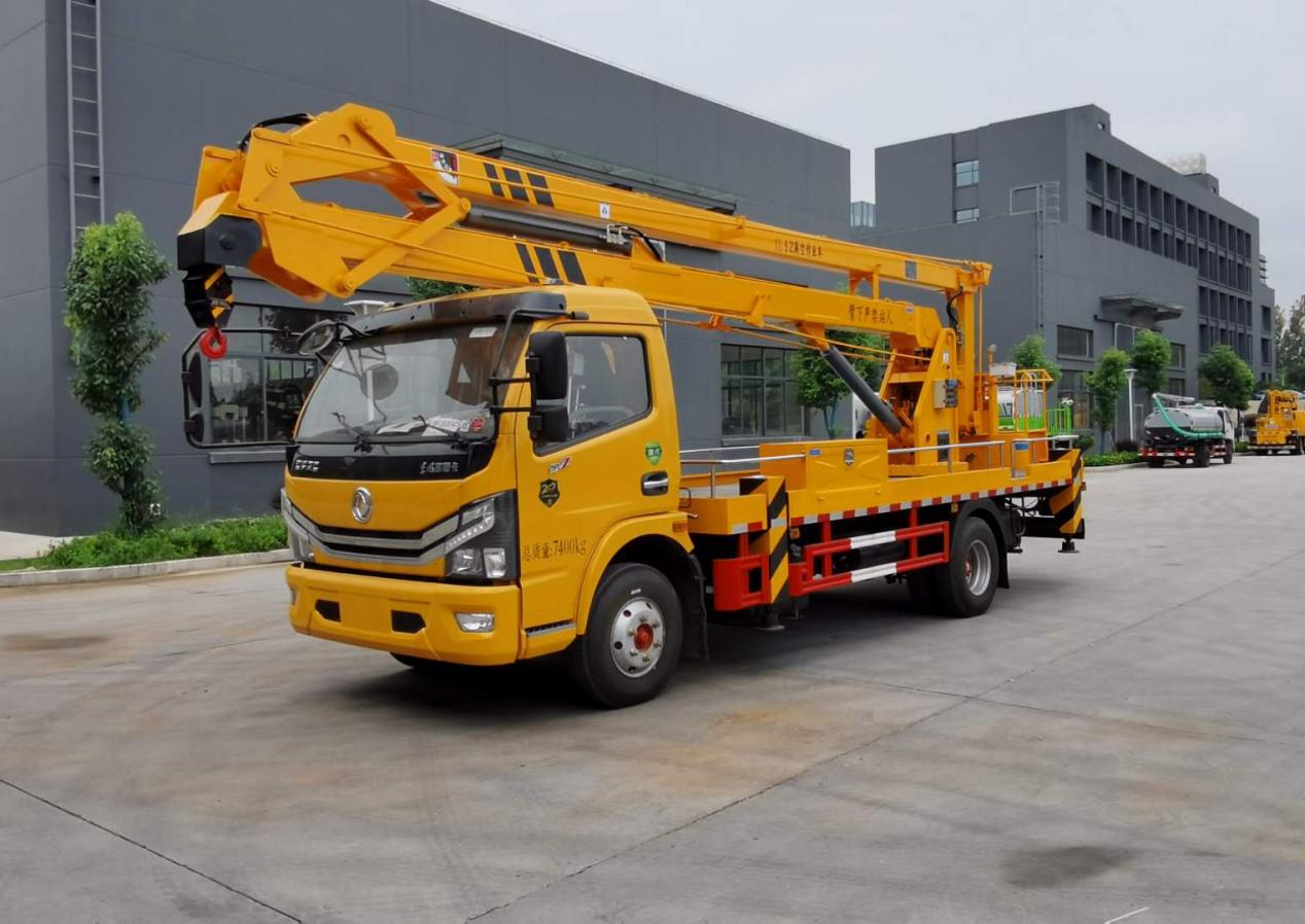 東風18.5米高空作業(yè)車