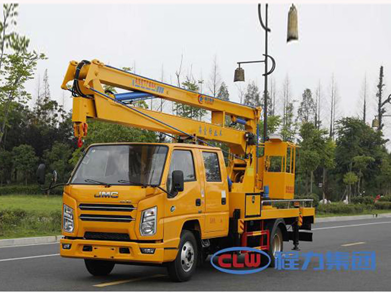 江鈴順達雙排藍牌13米高空作業車